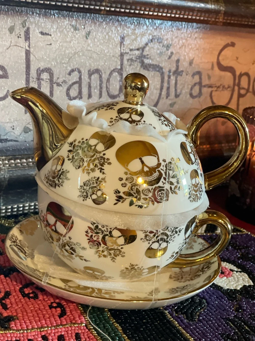 PARK CHATEAU NWT Golden Skulls Tea For One Compact Porcelain Teapot Set